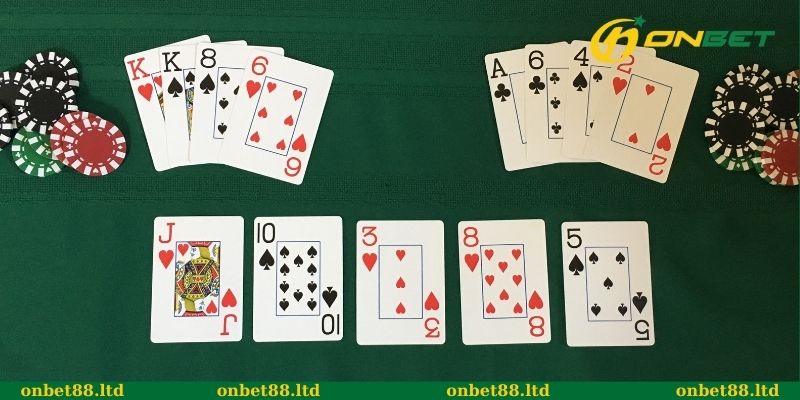 Cách chơi Omaha Poker siêu hay