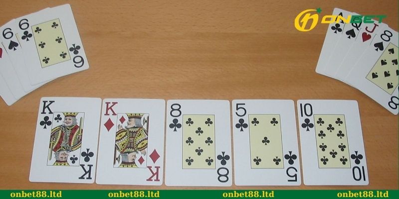 Omaha Poker là gì?